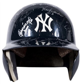 New York Yankees Multi Signed Batting Helmet With 34 Signatures Including Torre, Gossage, Larsen & Richardson (Beckett)